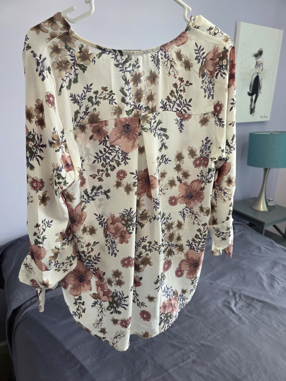 Floral V-Neck Blouse in Cream and Dusty Rose - Picture 2 of 3